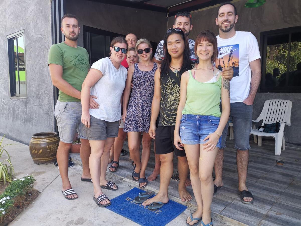 Lanta Bluewave Bungkalow Koh Lanta Bagian luar foto