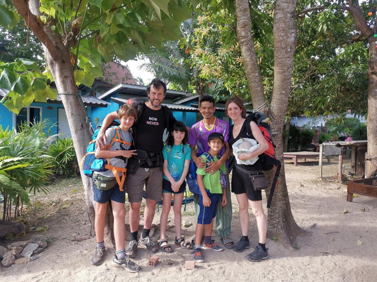 Lanta Bluewave Bungkalow Koh Lanta Bagian luar foto